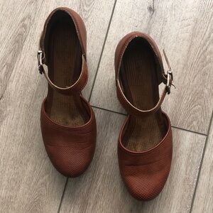 Born heels Elegant Brown Women's Shoes size 10 M